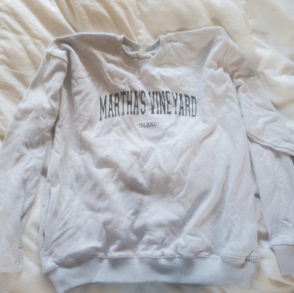 Marthas Vinyard Light Gray Sweater